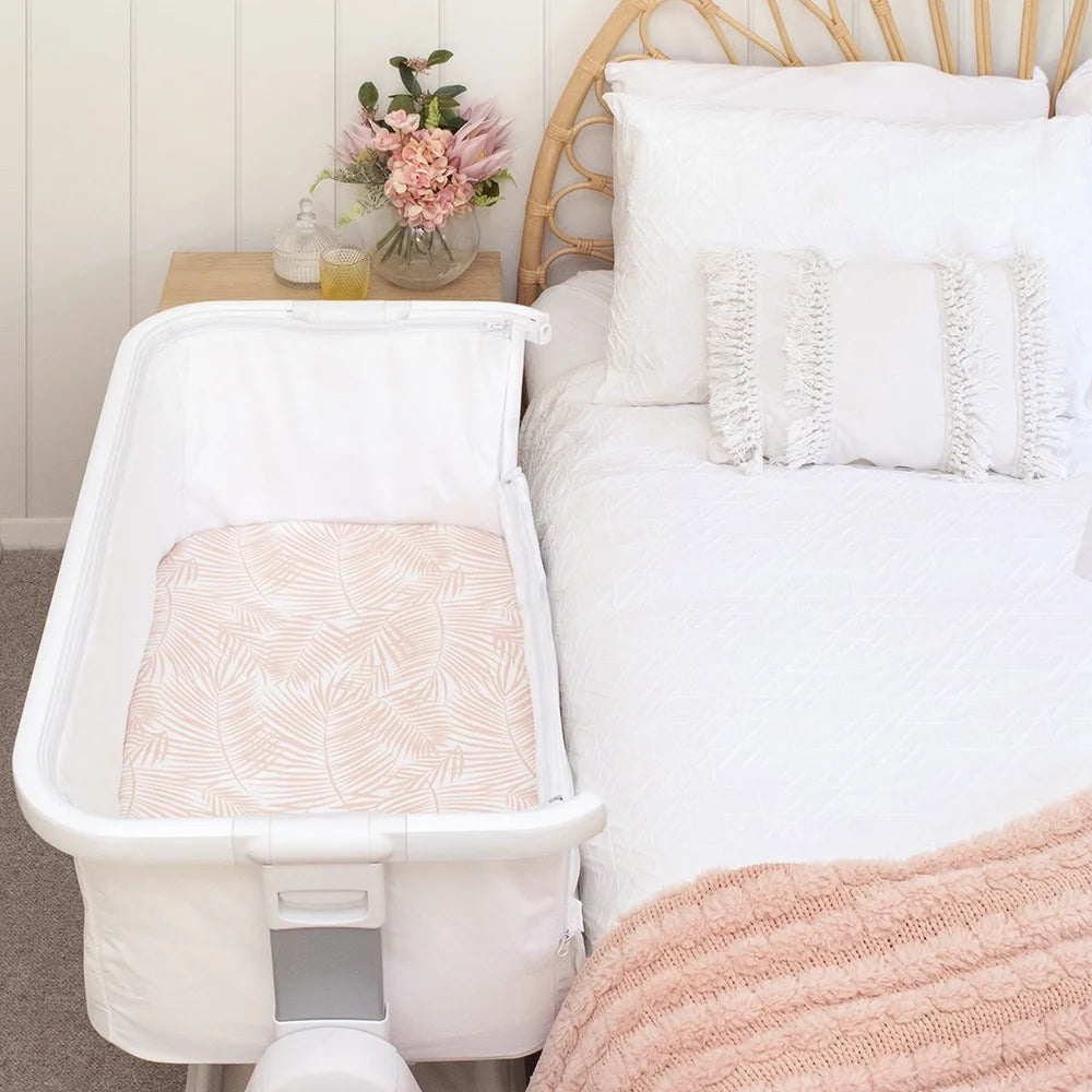 Bassinet sales mattress sheet