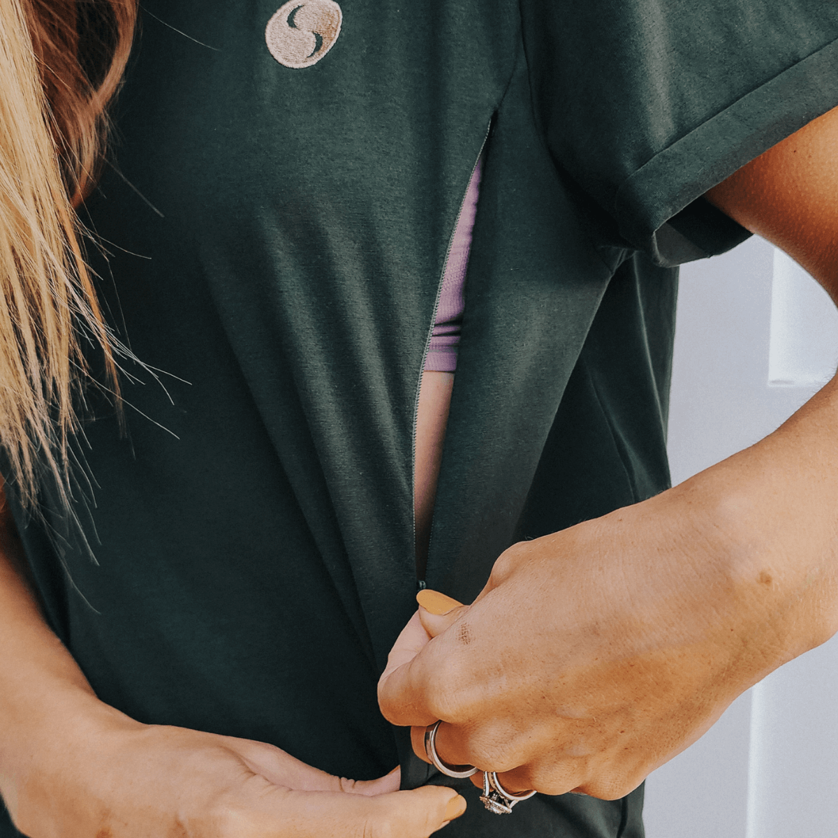 Charlotte Tee Breastfeeding T-Shirt from Cadenshae NZ stock babycity