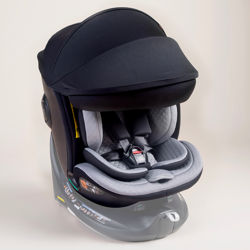 Mountain Buggy® safe rotate™ R129 i-size convertible car seat