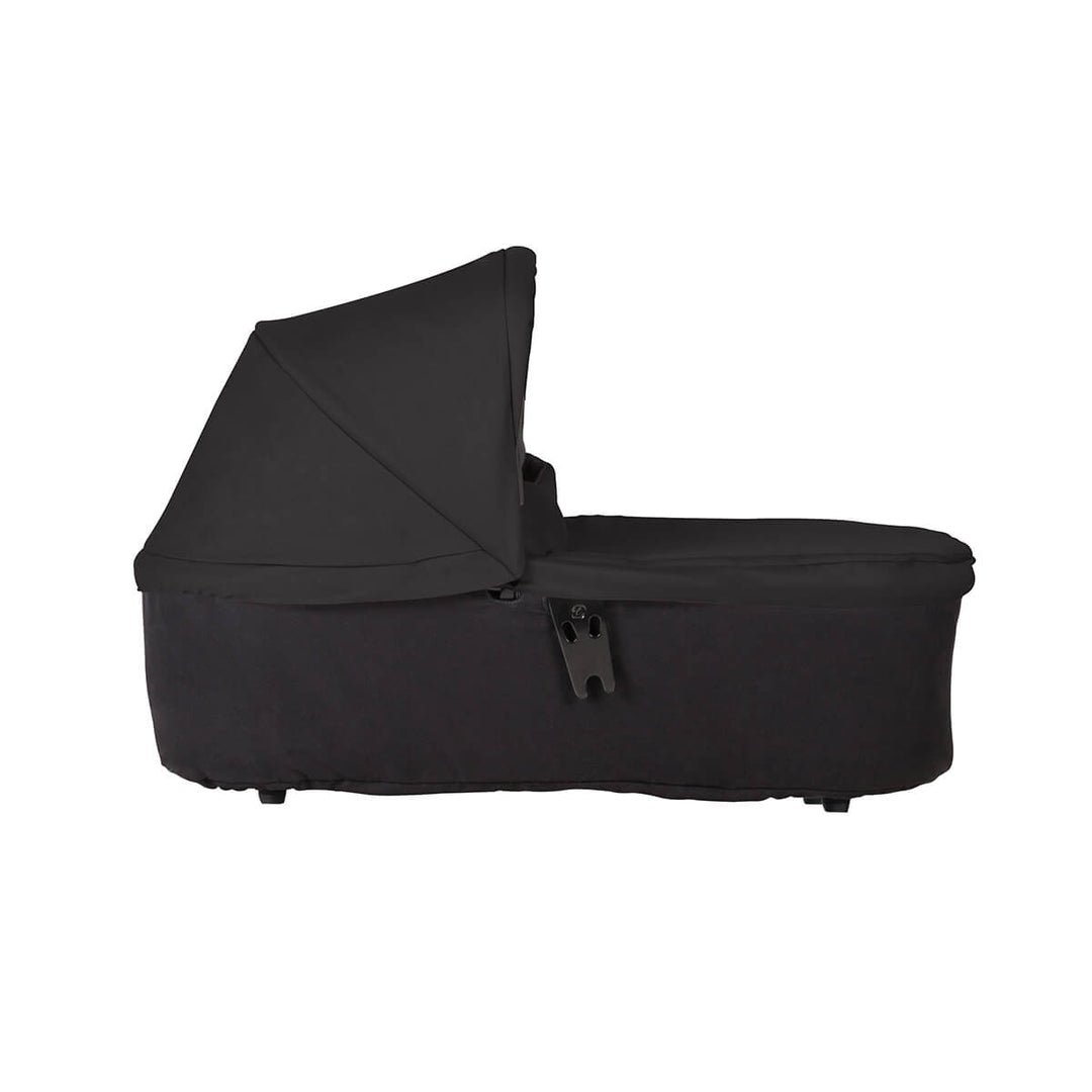 Mountain Buggy carrycot plus side view in colour berry_berry