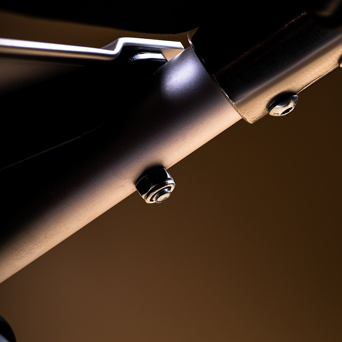 Closeup of the framing of the Mountain Buggy urban jungle