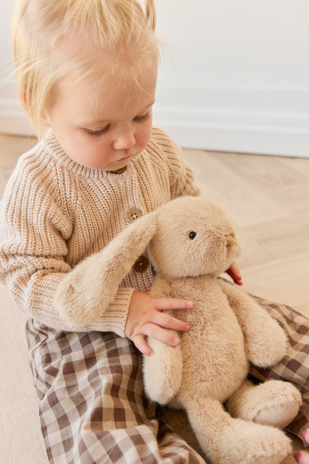 Snuggle Bunnies - Penelope - Caramel 30cm