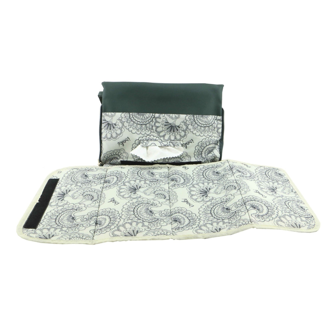 Isoki Windsor Change Mat Clutch