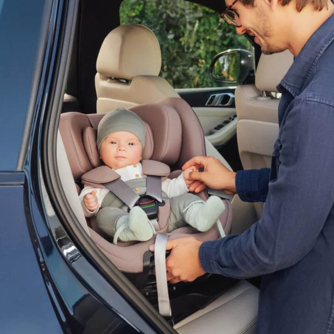 britax turning car seat Britax Romer Swivel Convertible Car Seat – babycity