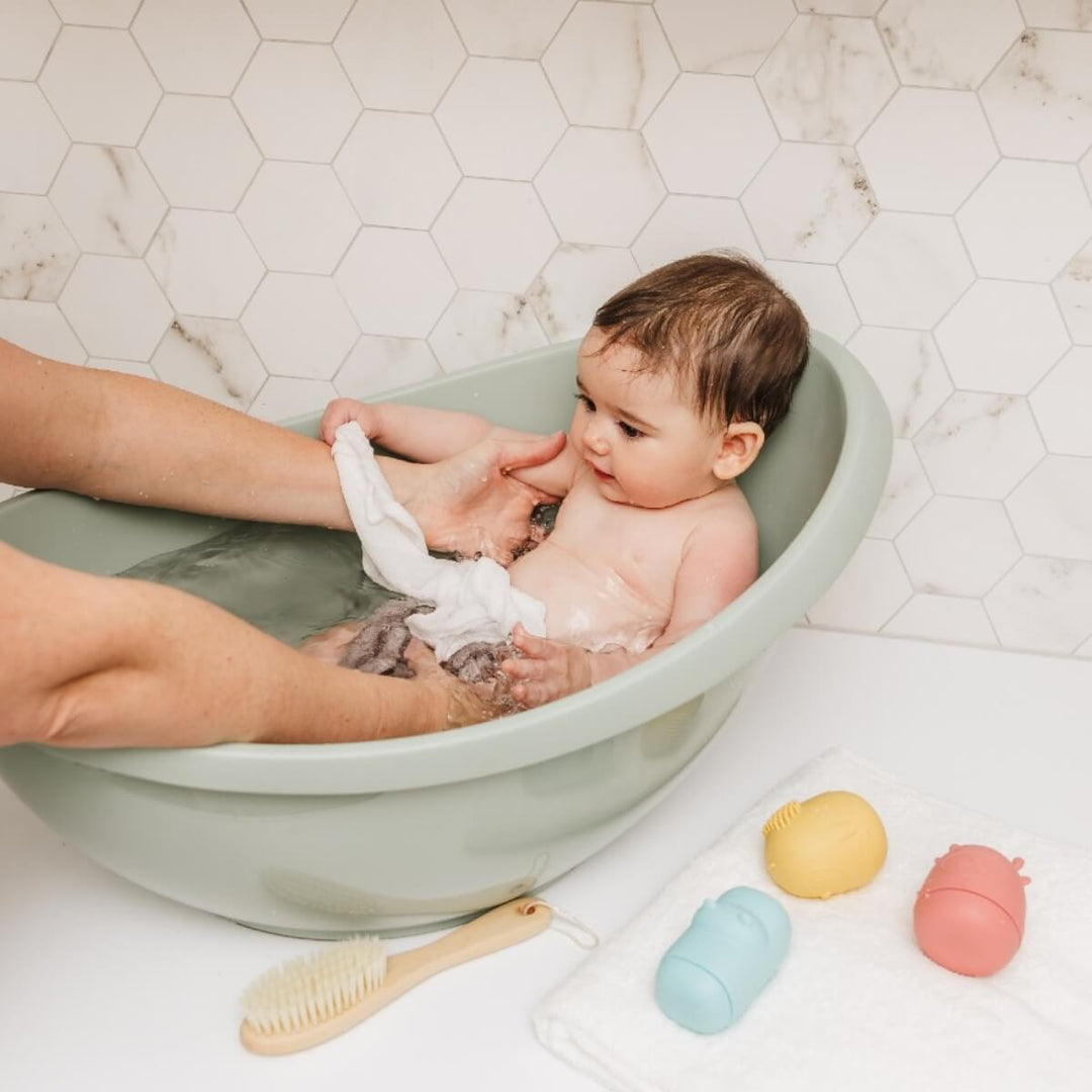 Bubble Baby Bath with Newborn Support Insert