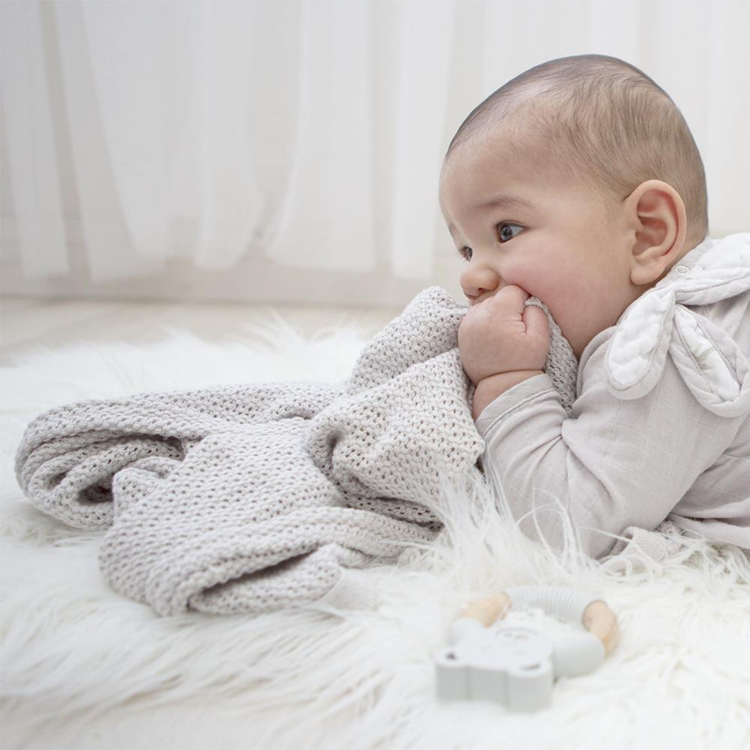 Blanket for cot deals