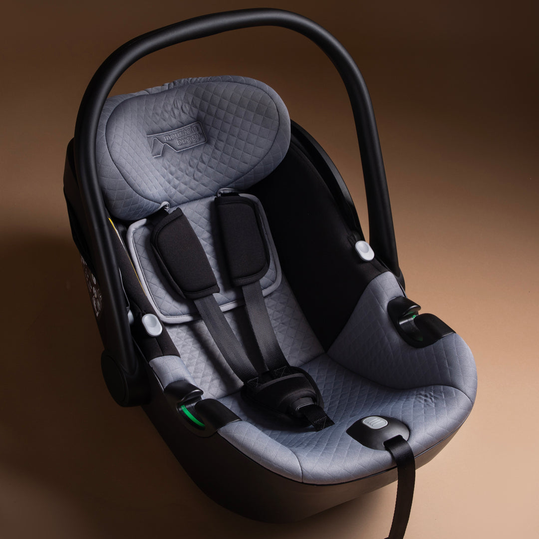 Mountain Buggy® nest™ R129 i-size infant car seat with rotating base
