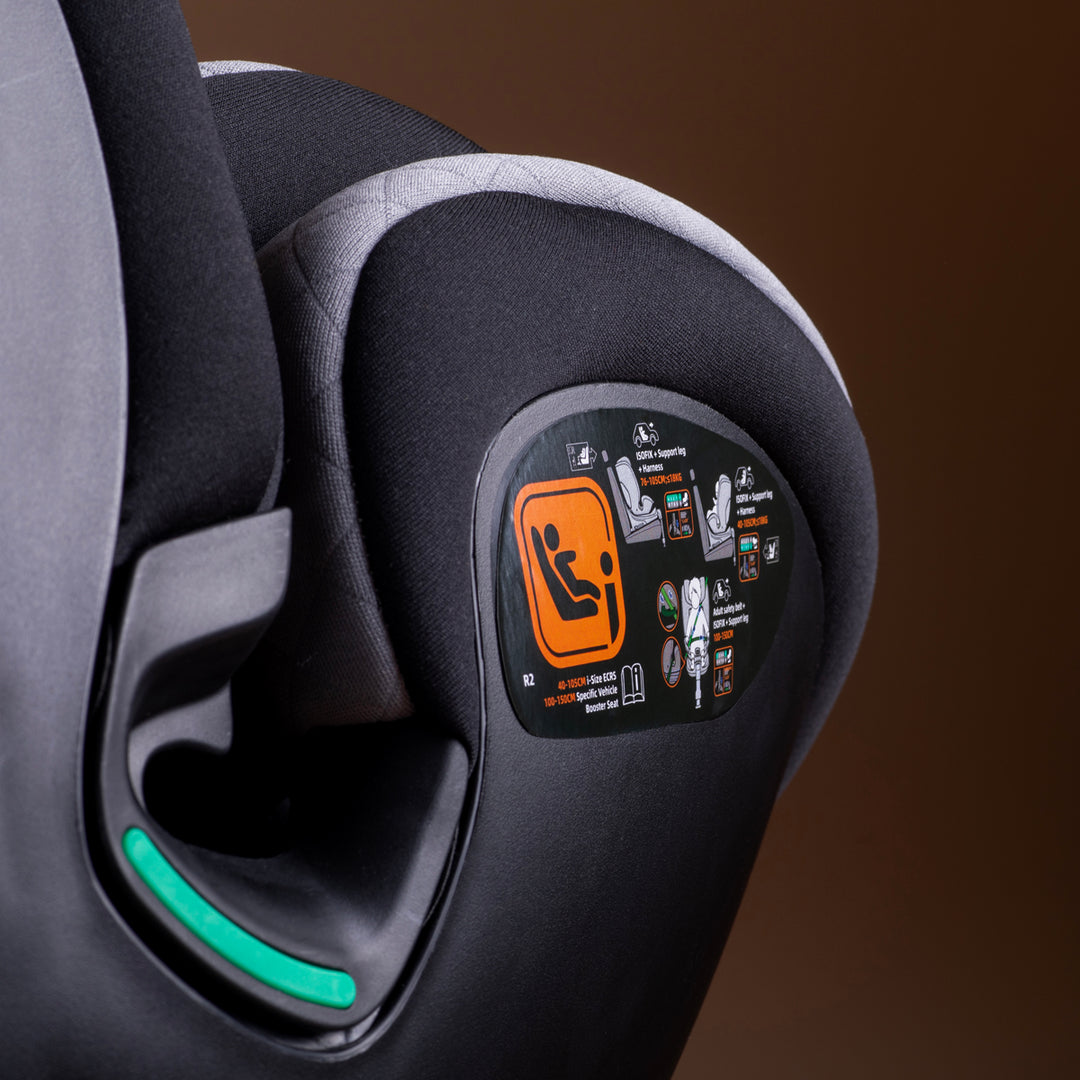 Mountain Buggy® safe rotate™ R129 i-size convertible car seat