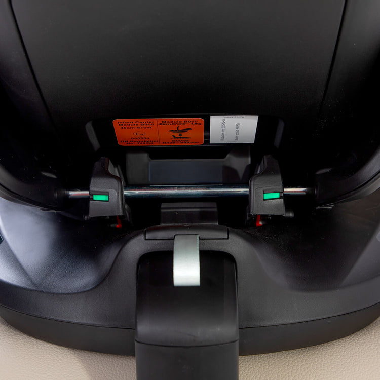 Mountain Buggy Protect i-Size Reclining Infant Car Seat with Rotating ISOFIX Base from Mountain Buggy NZ stock babycity