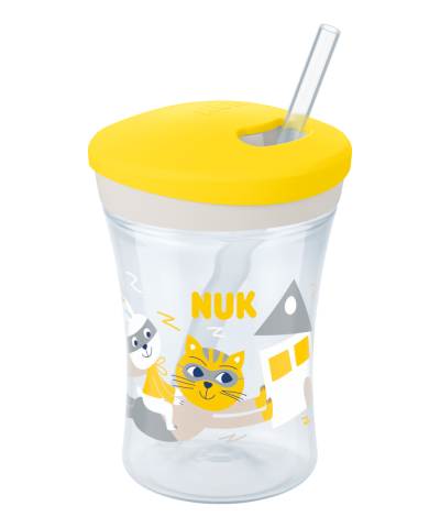 NUK Evolution Action Cup