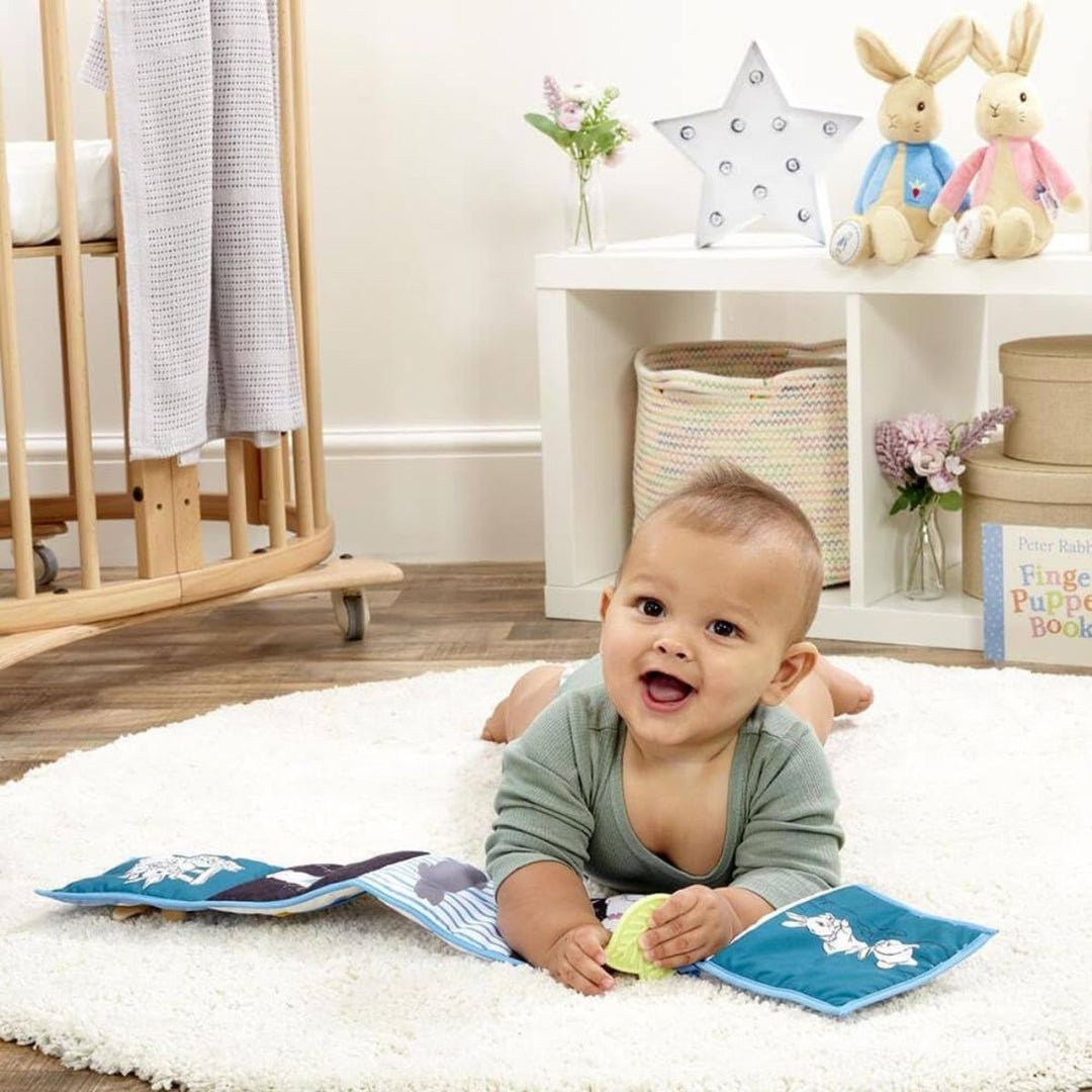 Peter Rabbit Unfold and Discover Book – babycity