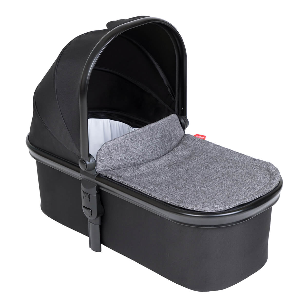 phil&teds snug carrycot with lid 3/4 view_charcoal