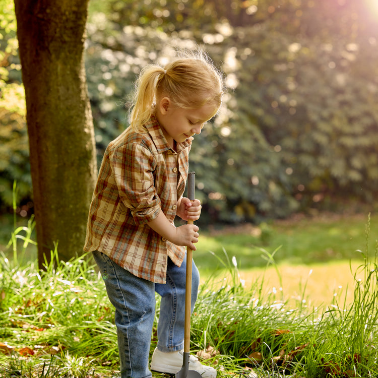 Hape Sqaure Point Transfer Garden Shovel from Hape NZ stock babycity