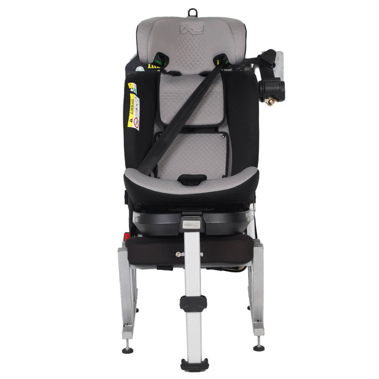 Mountain Buggy safe rotate i-size rotating car seat front view