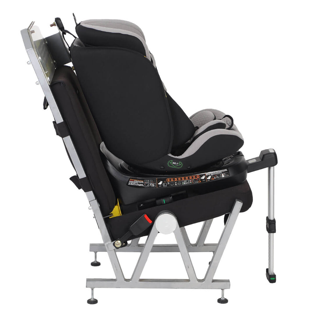 Mountain Buggy safe rotate i-size rotating car seat forward facing fitted to car seat