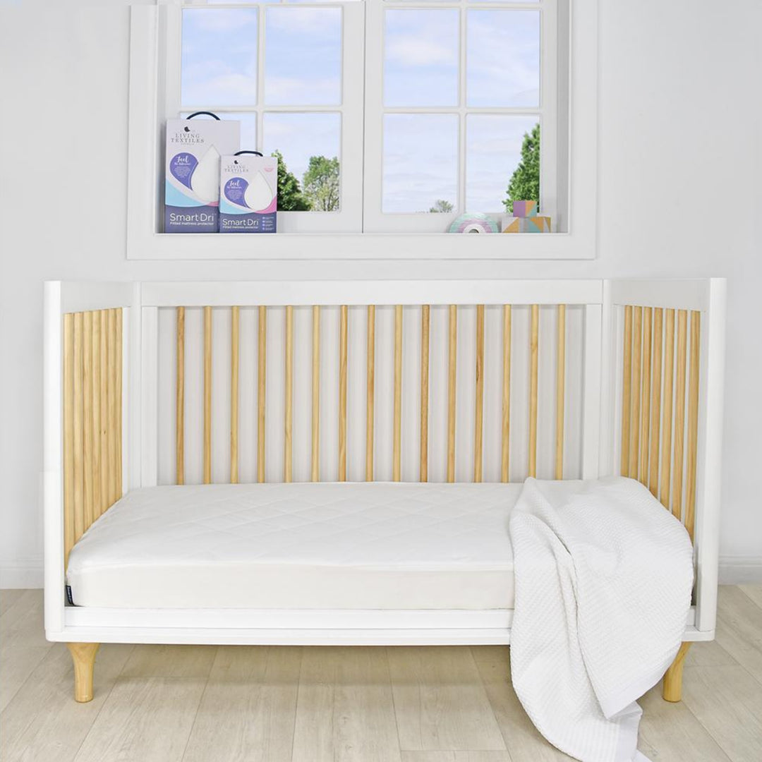 Waterproof cot 2024 mattress protector nz